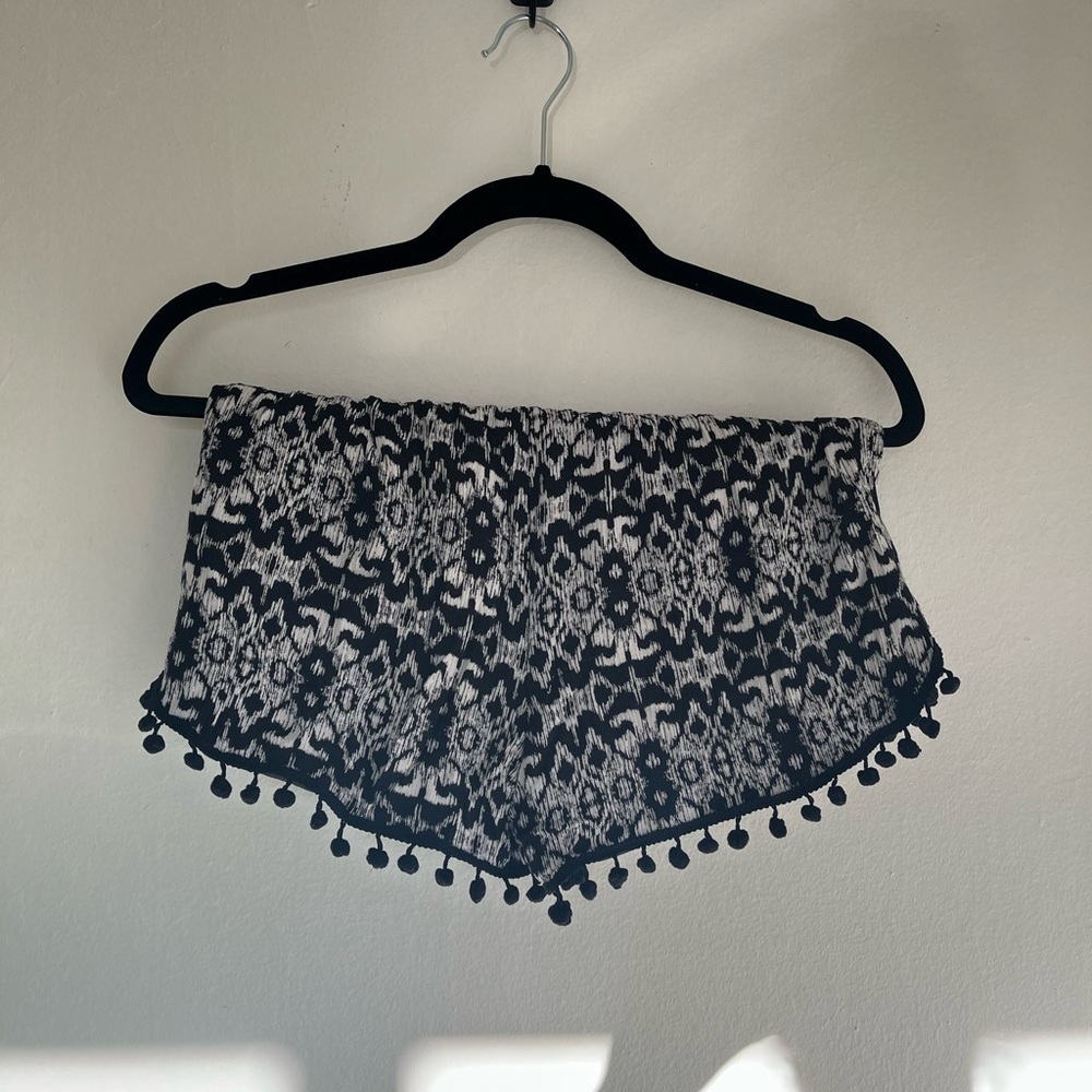 Black and White Patterned Shorts with Pom Pom Trim